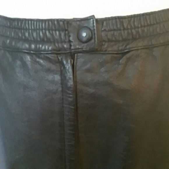 Leather skirt - Picture 5 of 16